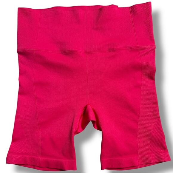 All In Motion size XL hot pink seamless core shorts activewear moisture wicking - Picture 1 of 12